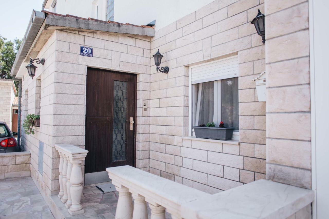 Apartment Danica Split Bagian luar foto