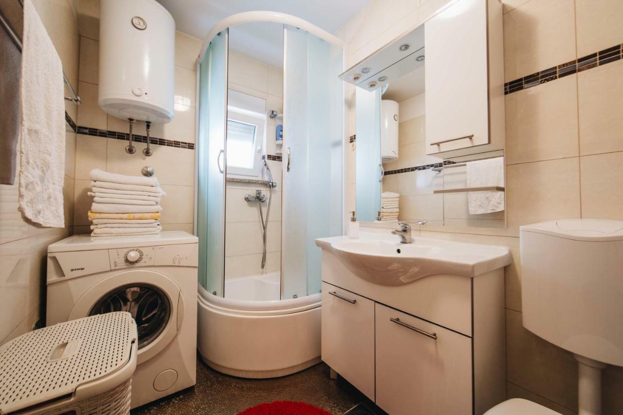 Apartment Danica Split Bagian luar foto