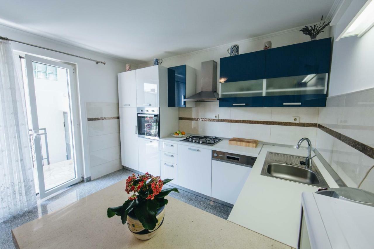 Apartment Danica Split Bagian luar foto